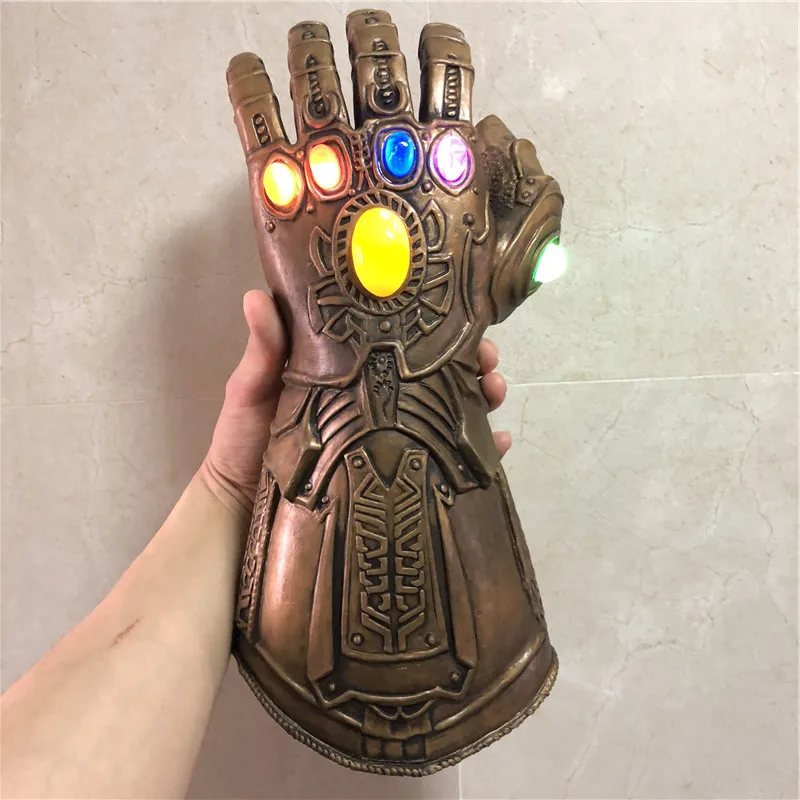 

Avengers 4 Thanos Infinity Gauntlet Gloves LED Light Flexible Fingers Endgame Quantum Realm Cosplay Gloves Halloween Kids Gift P