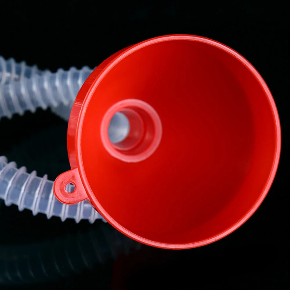 Car refueling funnel