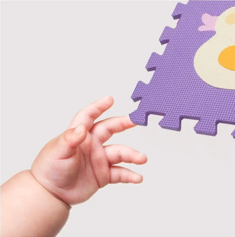 11 play mat