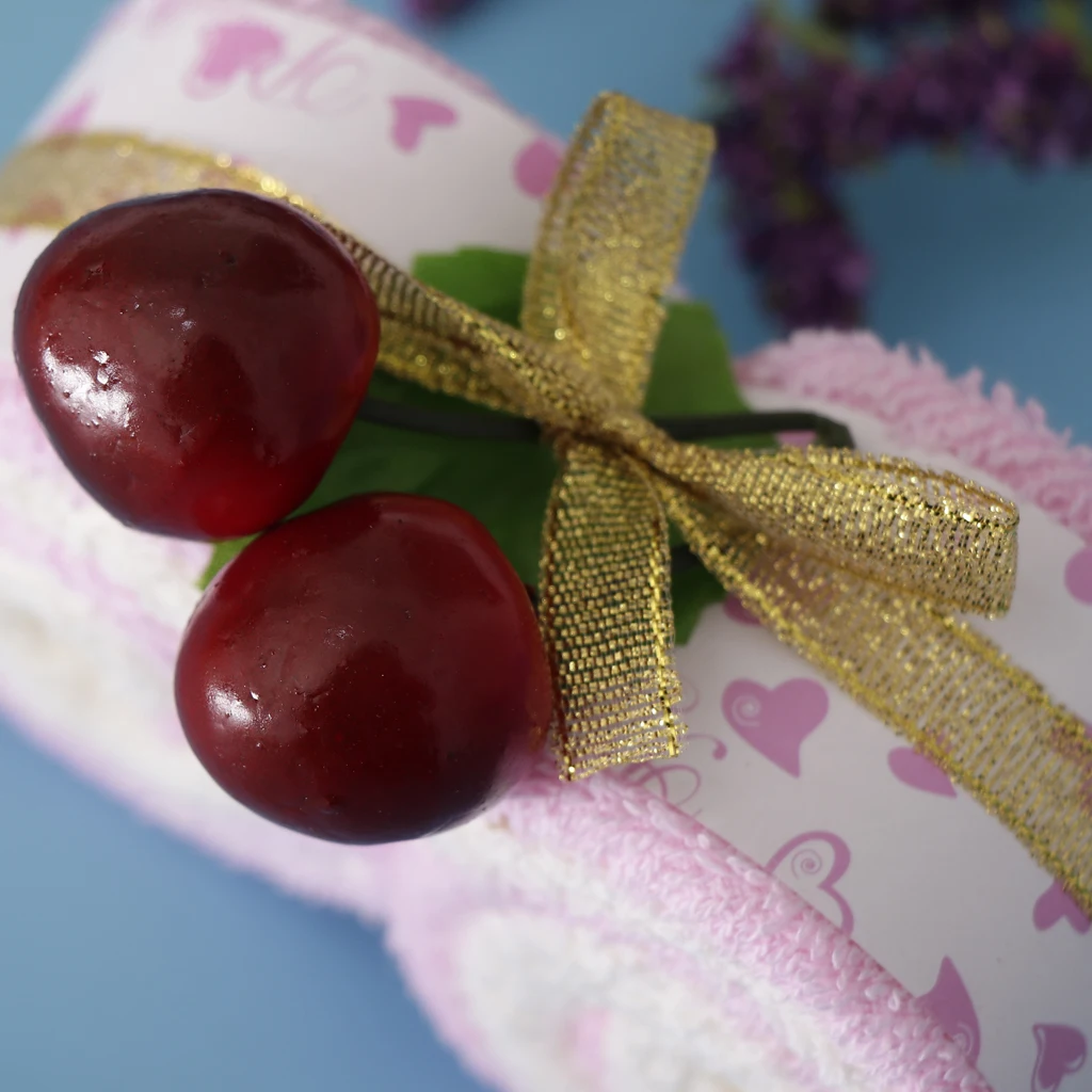 Lovely Cotton Christmas Towel Red Berries Washcloth Xmas Ornament Souvenir Gift Novelty Wedding Party Gift Favor