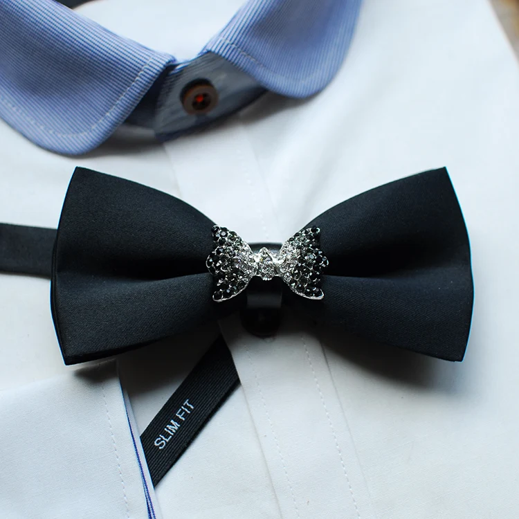 

Novelty Black Men Formal or Wedding Bow Tie