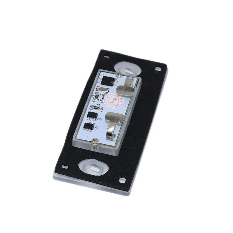 AUDI A4 S4 AVANT 1999-2001 RS4 B5 A3  2001-2003  8D9943021G License Plate Light