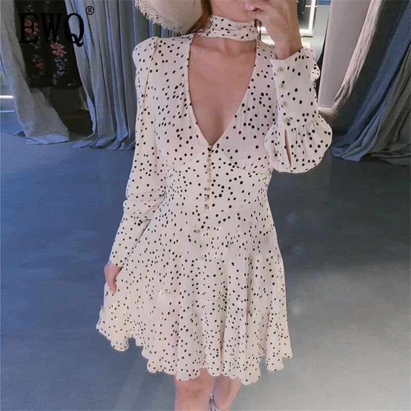 

[EWQ] 2019 Spring Summer Woman V- collar Long Sleeve Zipper Dot Print Chiffon Mini A-line Dress Women Clothing Sexy Dresses OE415