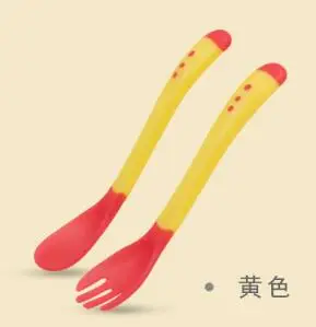 Yellow spoon fork Детские силиконовая ложка Детская безопасность температура зондирования Дети Детская посуда Кормление ложки Детские термостойкая ложка медицина - Цвет: Yellow spoon fork