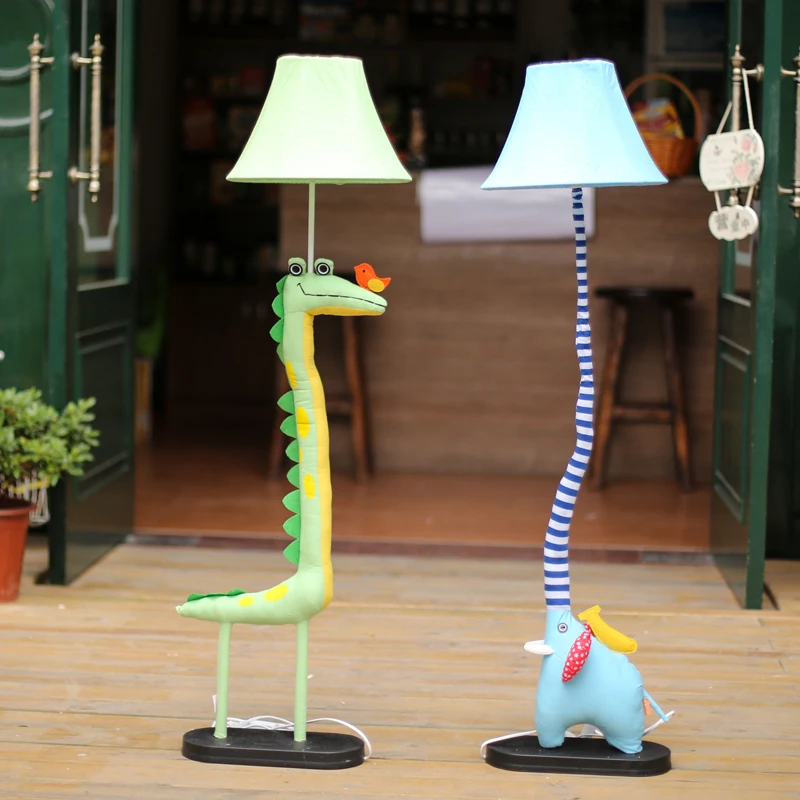 Simple-Creative-Cartoon-birthday-gift-bedside-dimmerable-floor-lamp-eye-care-animal-shaped-for-kid-bedroom (1)