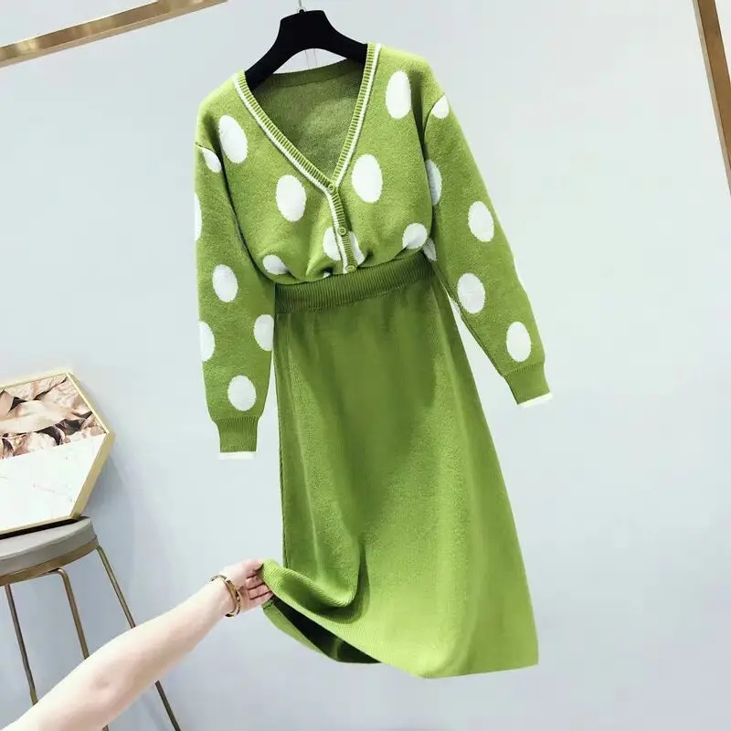 

MUMUZI Knit Cardigan Set Women's Autumn Loose V-Neck Polka Dot Sweater Jacket and long Skirt Two-Piece Set green