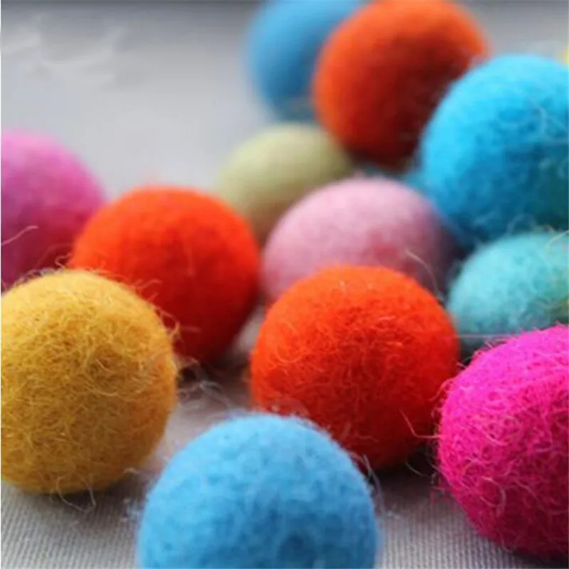 PINHWEAS Felt Balls 2cm x150 Mixed Colours Wool Wholesale Multicolour
