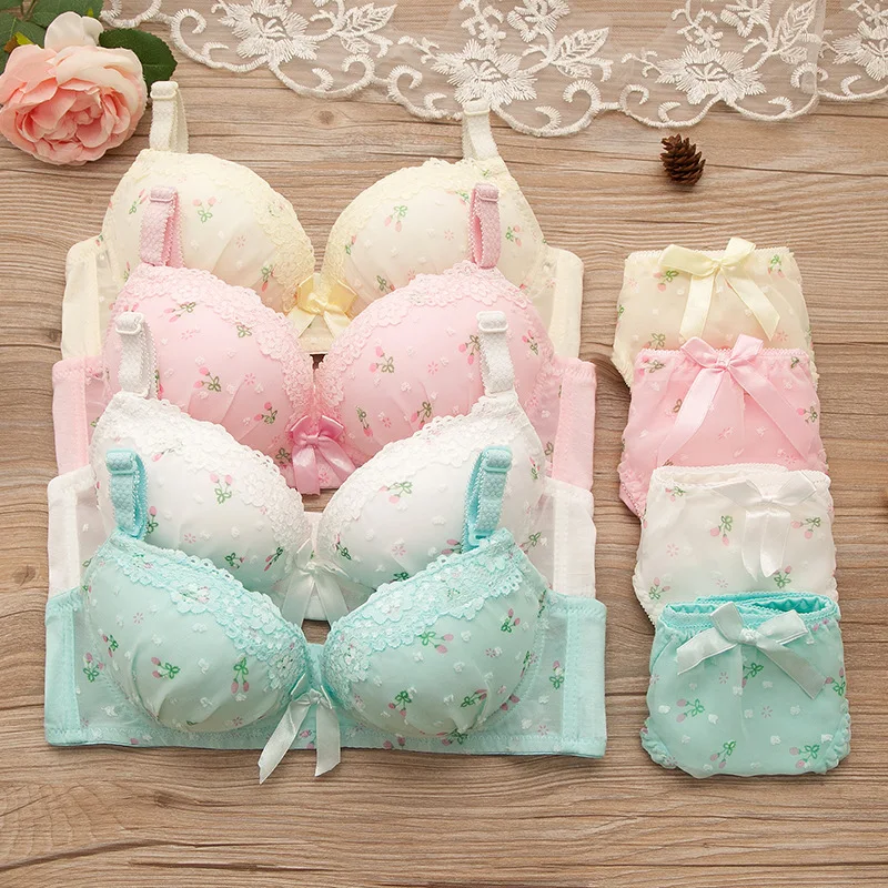 

Pretty NEW 2019 Girl Bra Lace Flower Wire Free Adjustment Puberty Girls Training Bras Set Girl Underwear Kids Clothing Intimates