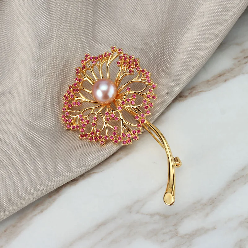 

Luxury Crystal Flower Brooch Rhinestone Pin Natural Pearl Brooch Lapel Pins for Women Wedding Brooches Jewelry Accessories
