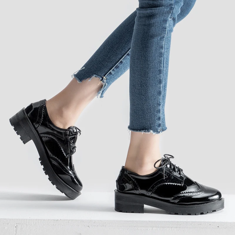 Baimier/черные женские туфли-оксфорды; туфли из лакированной кожи на плоской подошве; женские туфли-оксфорды на шнуровке; женские броги в британском стиле