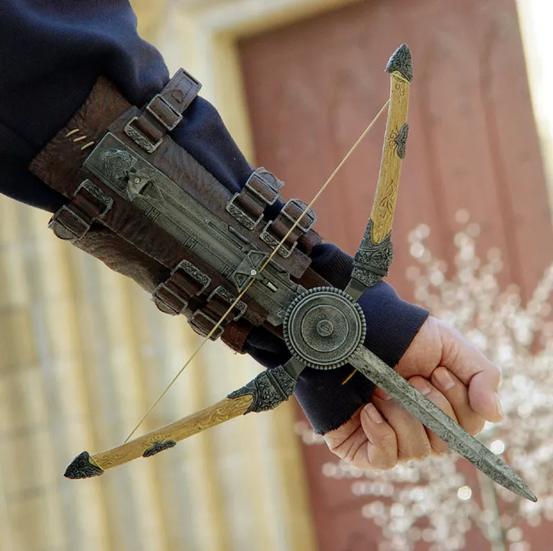 

Assassins Blade Crossbow Hidden Sleeve Sword Action Figure 1:1 Tool Anime Flick Knife Creed Edward Weapons Model Boys Game Toys