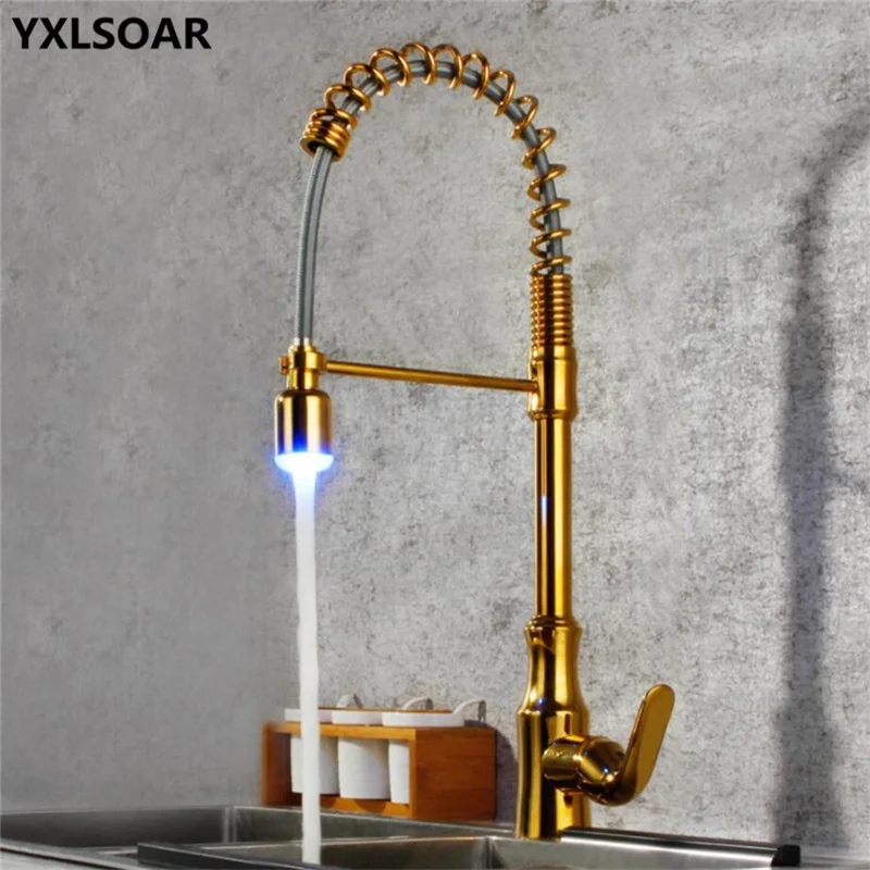 Kitchen Sink Faucet Brass Pull Out/Down Golden Sink Mixer Tap With LED Light Single Handle Hot & Cold Rotate Kitchen Crane Mixer