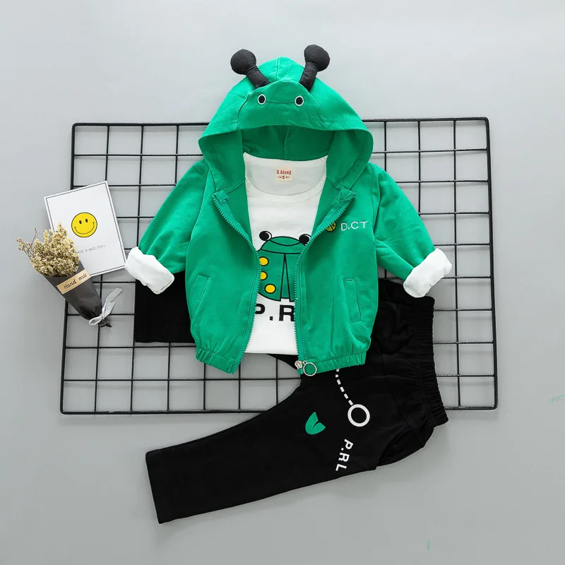 

Boys set new baby children autumn long sleeve set cartoon beetle hooded three-piece set