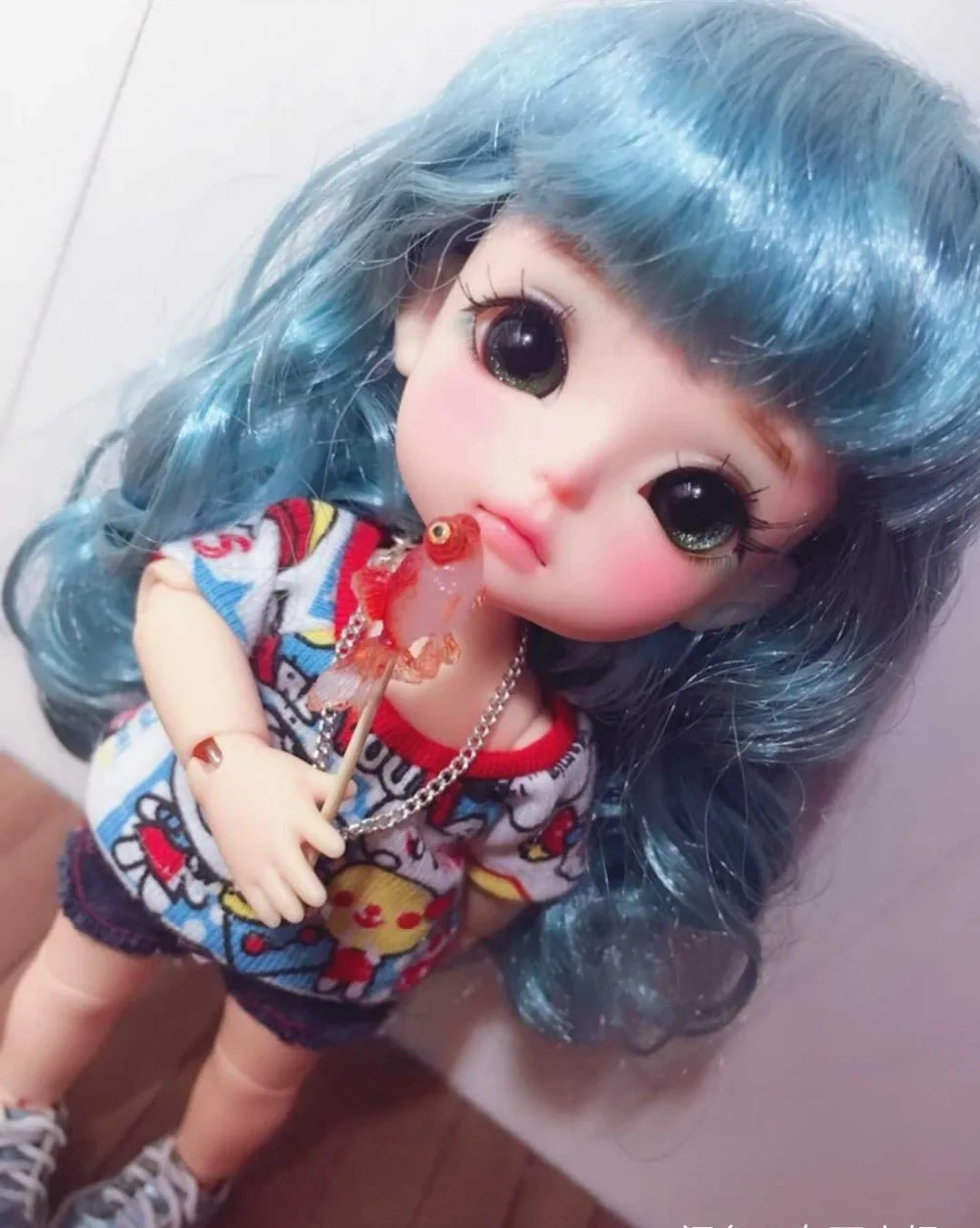 1/8 BJD желтая кукла счастливый