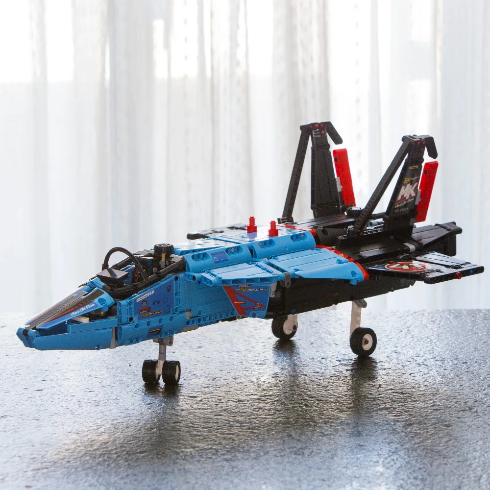 

Legoed 42066 Lepin 20031 Technic AIR RACE JET Aircraft Building Blocks Bricks with Electric Motors Power Functions Model 1151PCS