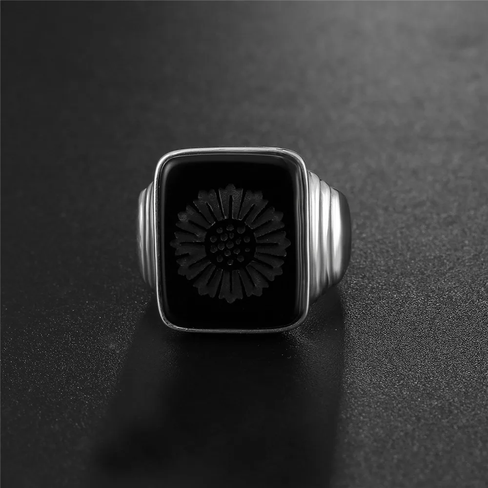 gatsby pinky ring