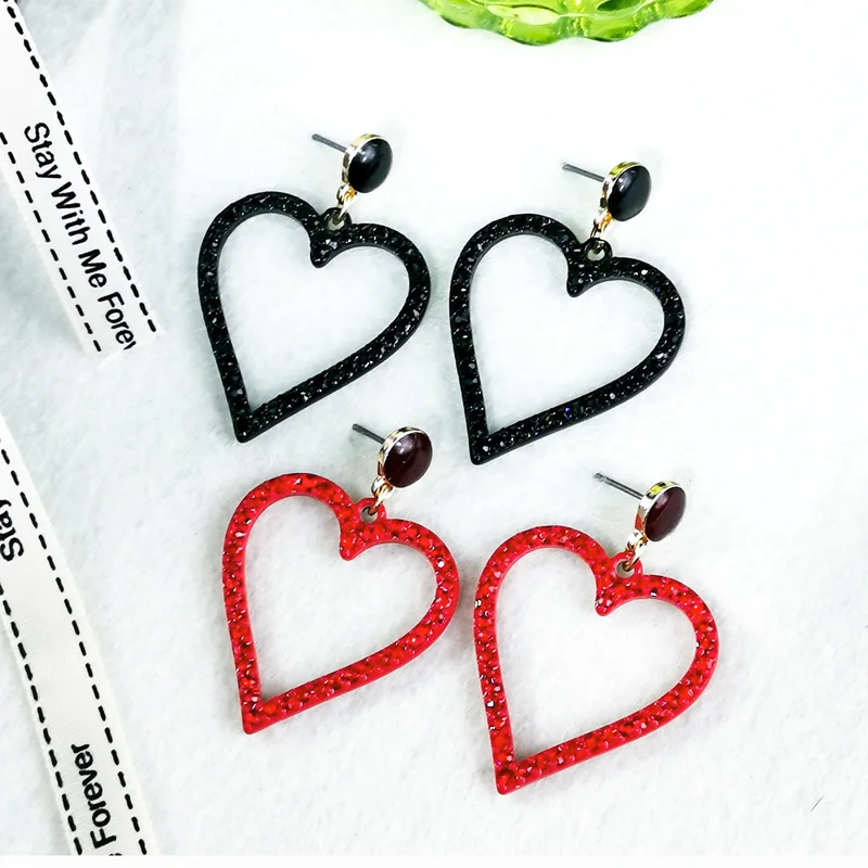 

Great Loving Heart Dangle Earrings Hollow Lovers Ear Drop For Women Party Gift Fashion Jewelry Drop Shipping