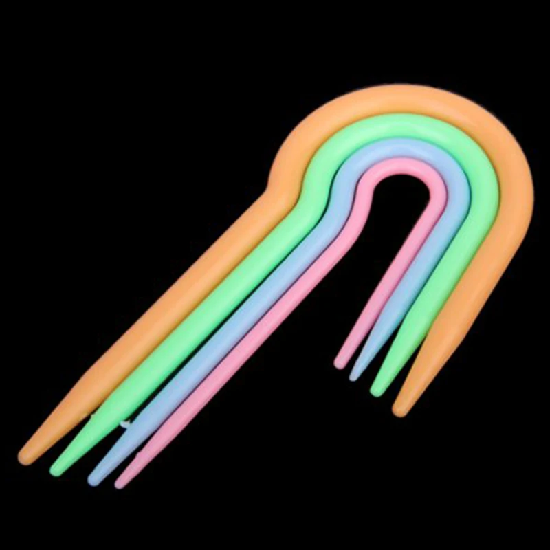 4pcs ABS Resin Cable Needle Knitting Needlesin Sewing Needles from