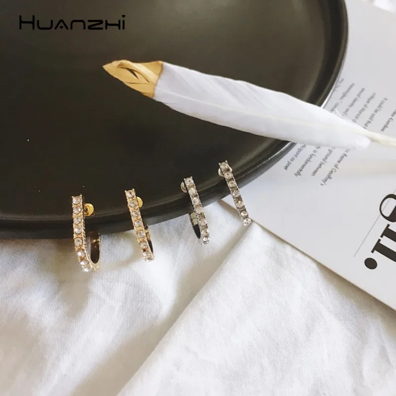 

HUANZHI 2019 New Trendy Fashion Rhinestone C Shape Alloy Office Minimalist Stud Earrings for Women Girls Party Jewelry Gifts