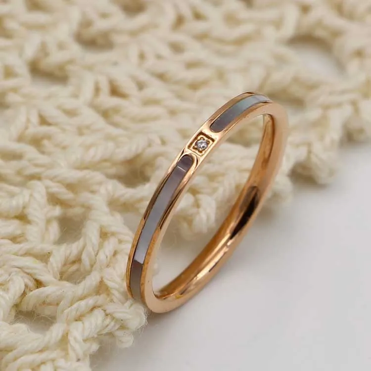

Martick 316L Stainless Steel Gold Color New Thin Ring Shell Small Tail Ring Girls Fashion Color Shell Single Ring Finger R17