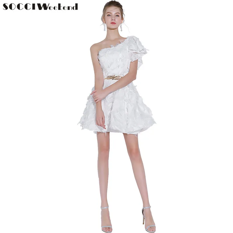 

SOCCI Weekend Cocktail Dresses 2018 Simple Banquet White One Shoulder Mini Party Gown with Belt Formal Dresses Robe De Soiree