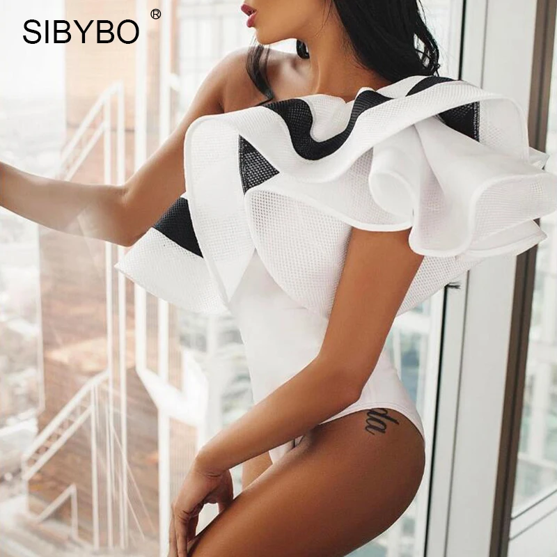 Sibybo قبالة الكتف نحيل مثير النساء السروال القصير ارتداءها أنيقة الأسود نادي Playsuit مثير الكشكشة Bodycon الصيف الشاطئ بذلة