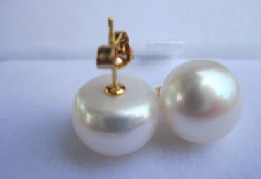 

hj 00763 gorgeous a pair of AAA natural white south seas pearl earrings 14KG