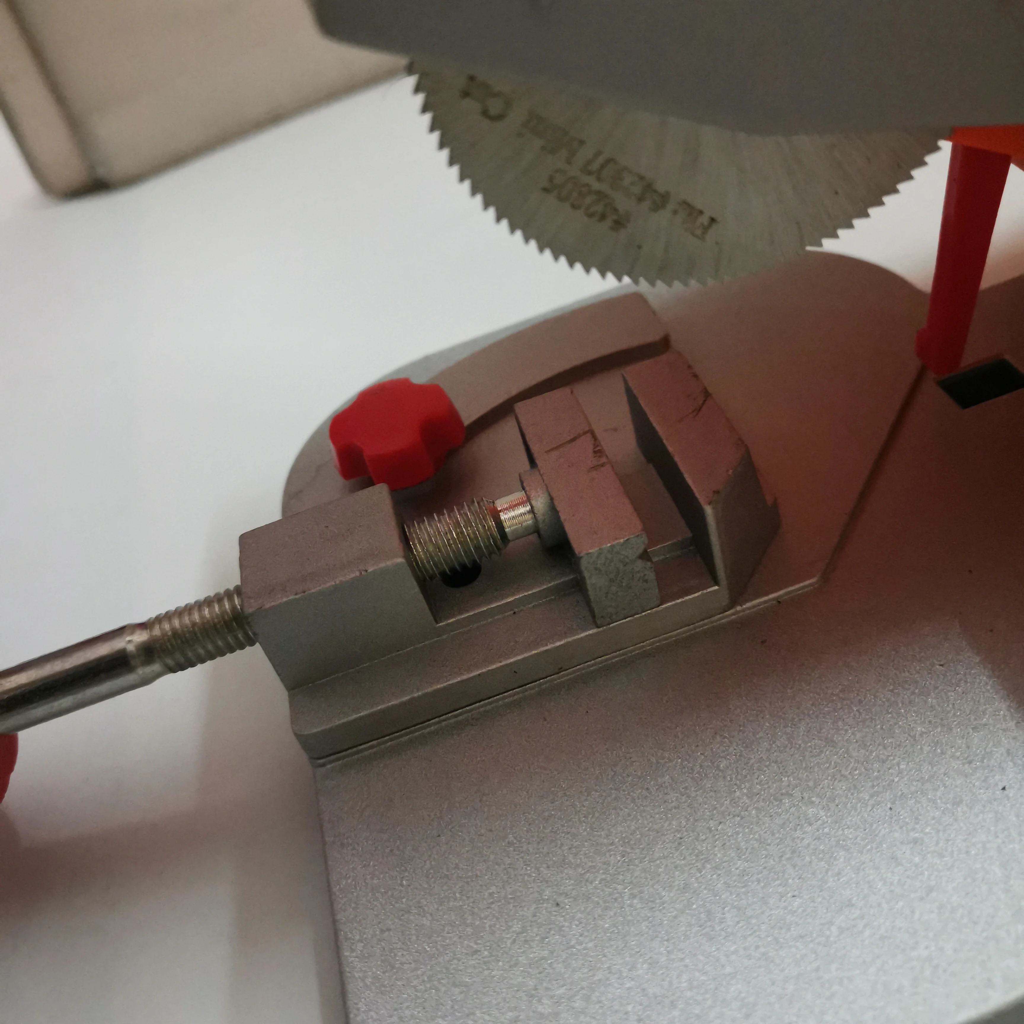 220V Table Cutting Machine Bench Mini Cut-off 0-45 Miter Saw Steel Blade 3/8\