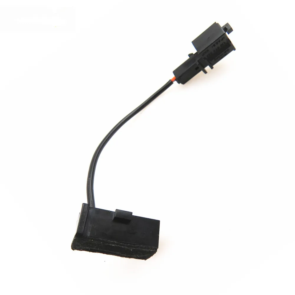 

FHAWKEYEQ Bluetooth Module Microphone Voice Input Earpiece For VW Golf MK5 MK6 Jetta 5 6 Tiguan Touran Passat B6 B7 3BD 035 711