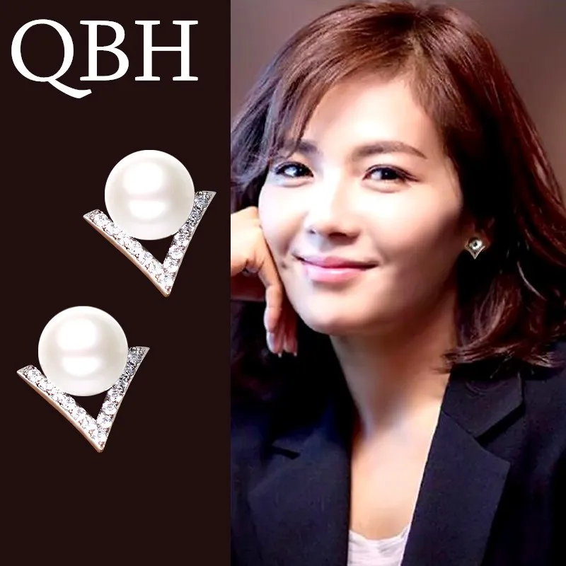 

EK437 New Elegant Simulated Pearl Stud Earrings for Women Jewelry Triangle boucle d'oreille Brincos Cute Crystal Pendientes
