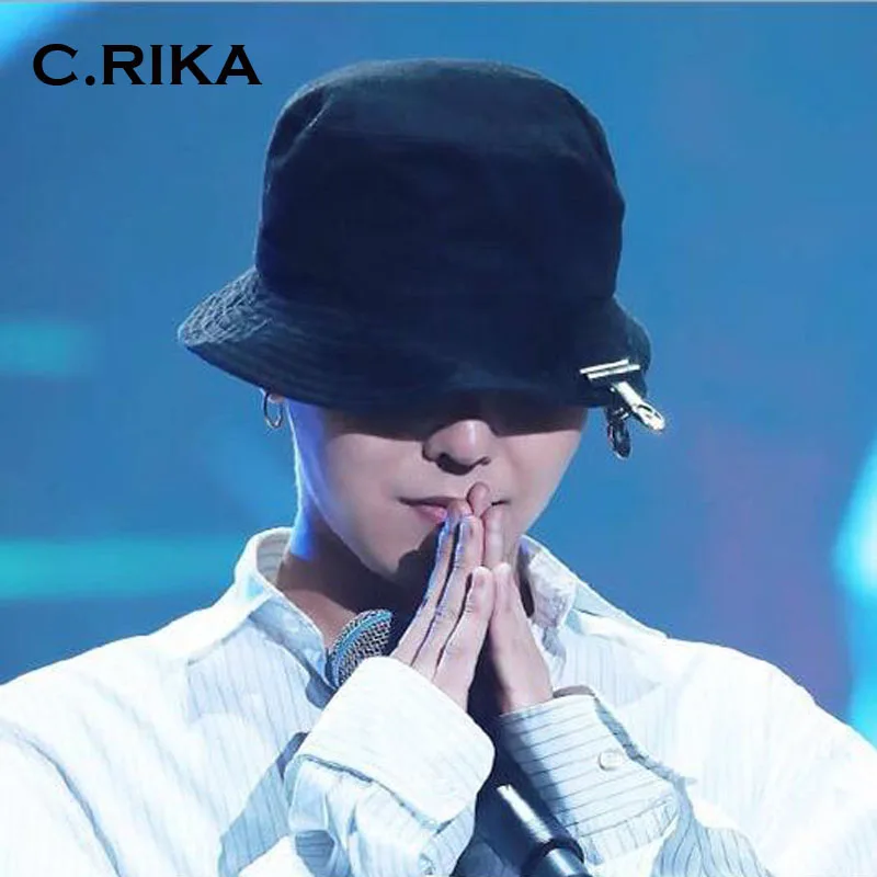 айдолы в панаме. панамы 2021 bts. шуга бтс в панаме. кореец в панаме. корейские летние головные уборы.