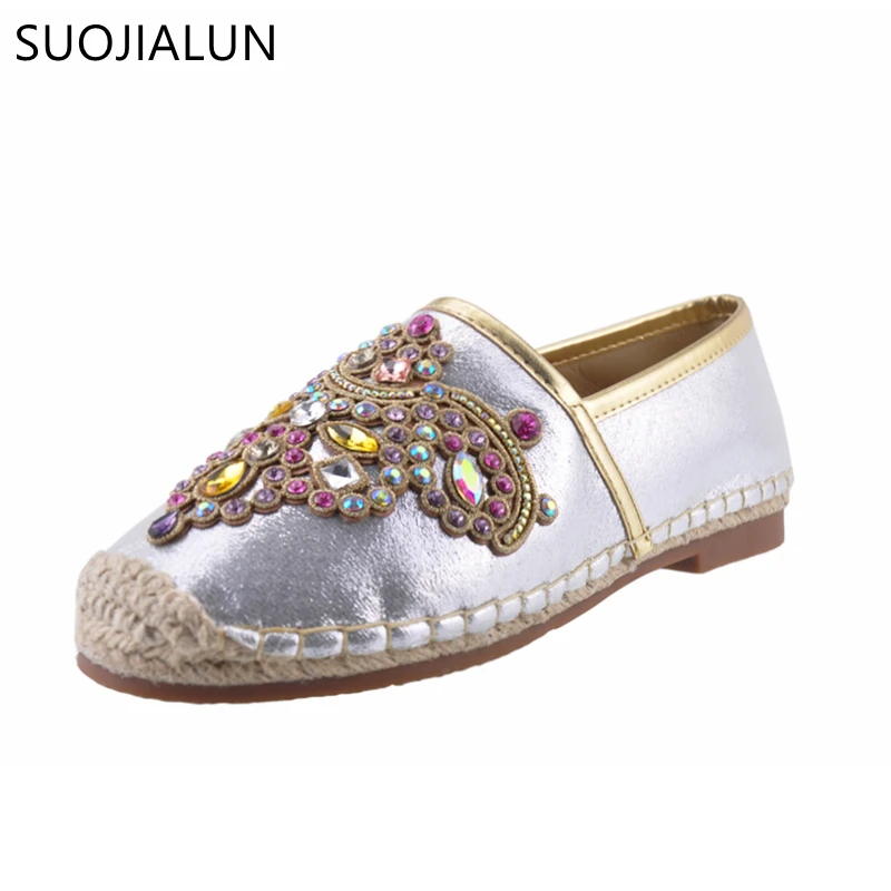 

SUOJIALUN 2017 Spring Autumn Flat Foafers Cane Hemp Straw Fisherman Flat Shoes Rhinestone Pearl Espadrilles Woman Velvet Flats
