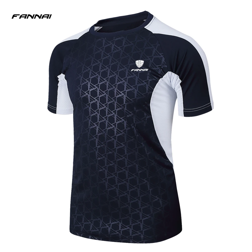 2018 New Men Short Sleeve Running Shirt Sport T-shirt Outdoor Jogging Tops Gym Training Dry Fit Uniform Sportswear