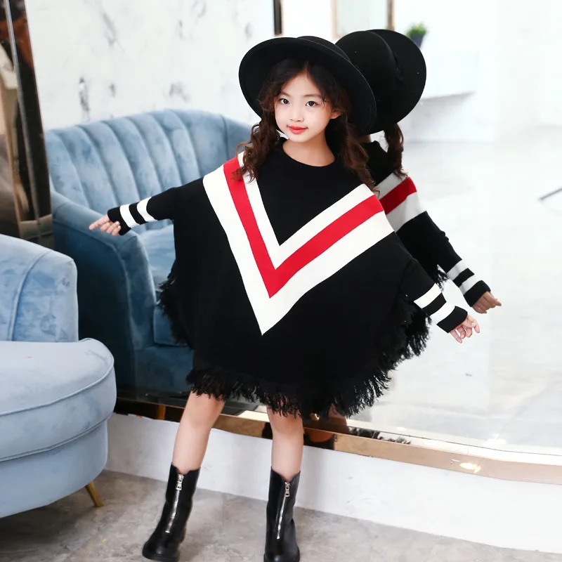 

Fall 2018 new female child han edition fashion cool cuhk tong street Sue outside batwing coat to wear a sweater