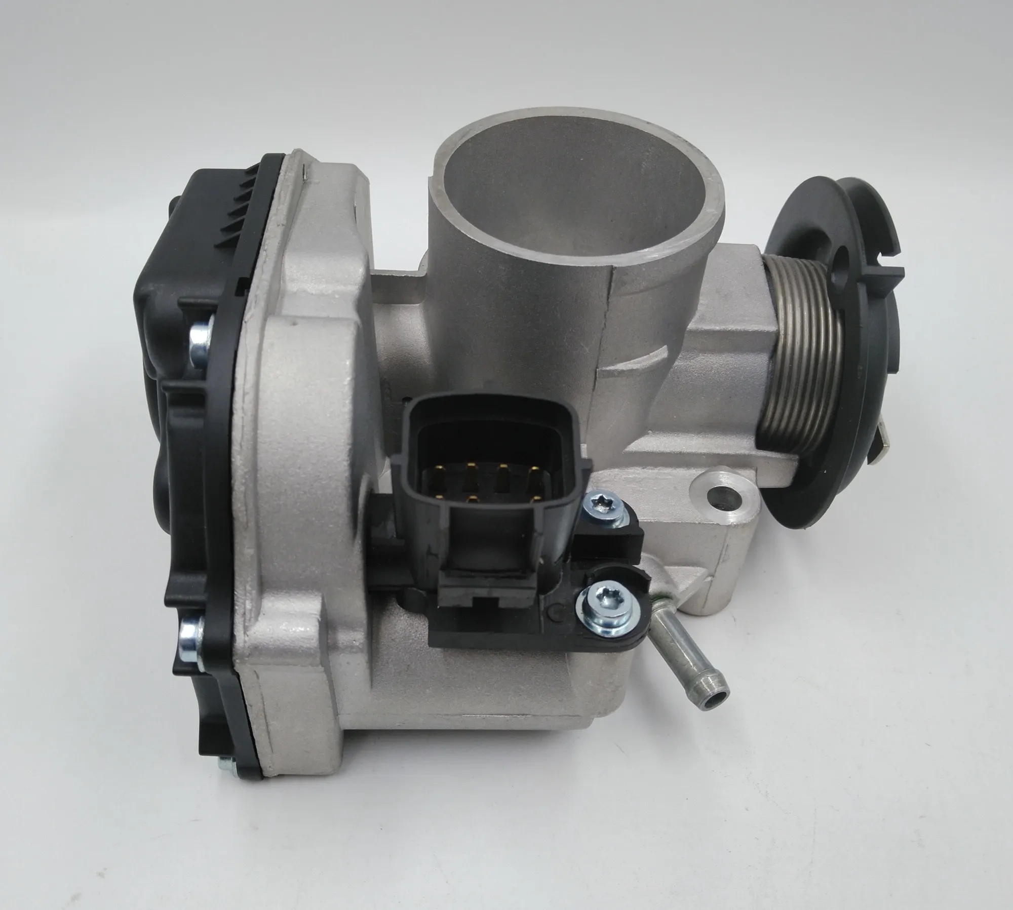 

Easy Replace Fuel Injection Throttle body Assembly 96439960 ( 96611290 96447910 ) For Daewoo Chevrolet Matiz Spark M200 1.0