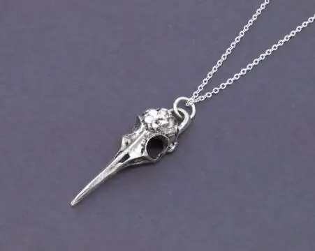 

Vintage Silver Gothic Crow Bird Skull Necklace Choker Chain Collar Statement Necklace Pendant Jewelry Women Halloween Gift NEW