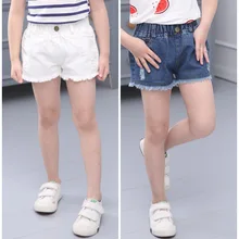 Детские штаны; летние детские шорты; однотонные хлопковые джинсы для девочек; джинсовые шорты; популярные брюки; модная одежда с дырками
