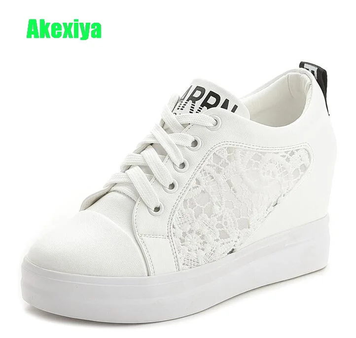 

Akexiya Lace Up Women Casual Shoes Height Increasing Platform Flats Women Shoes 2019 Fashion Sneakers Female Wedges White Black