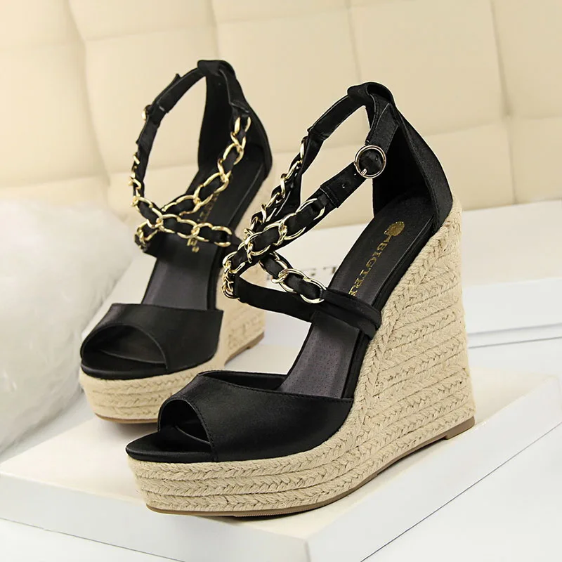 

Women's Super High-heeled Wedges Thick-soled Hemp Rope Platform Shoes Black Satin Metal Chain Cross Belt Sandals Women's Shoes