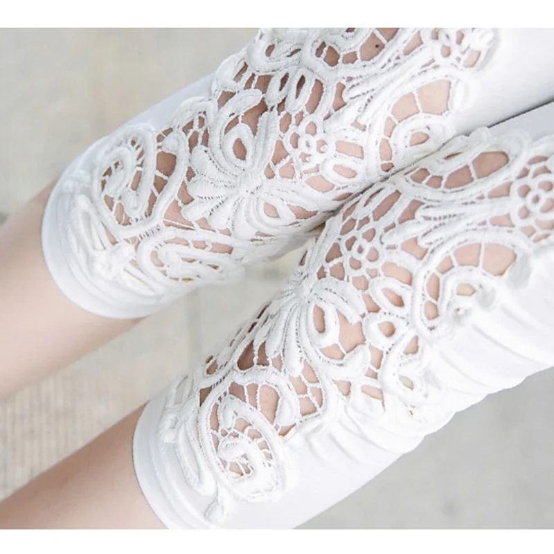 

CUHAKCI Fitness Leggins Short Leggings Women Summer Lace Floral Female Casual Capris Hollow Out Slim White Black