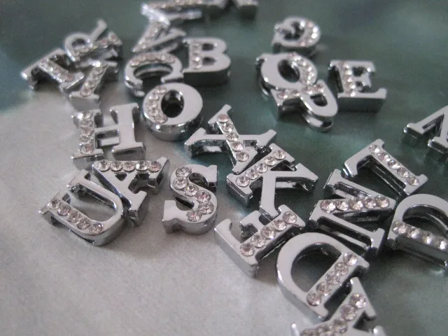 

120Pcs 8mm Zinc Alloy Chrome Slide Letter Half Rhinestone For Dog ID DIY Alphabet From A~Z