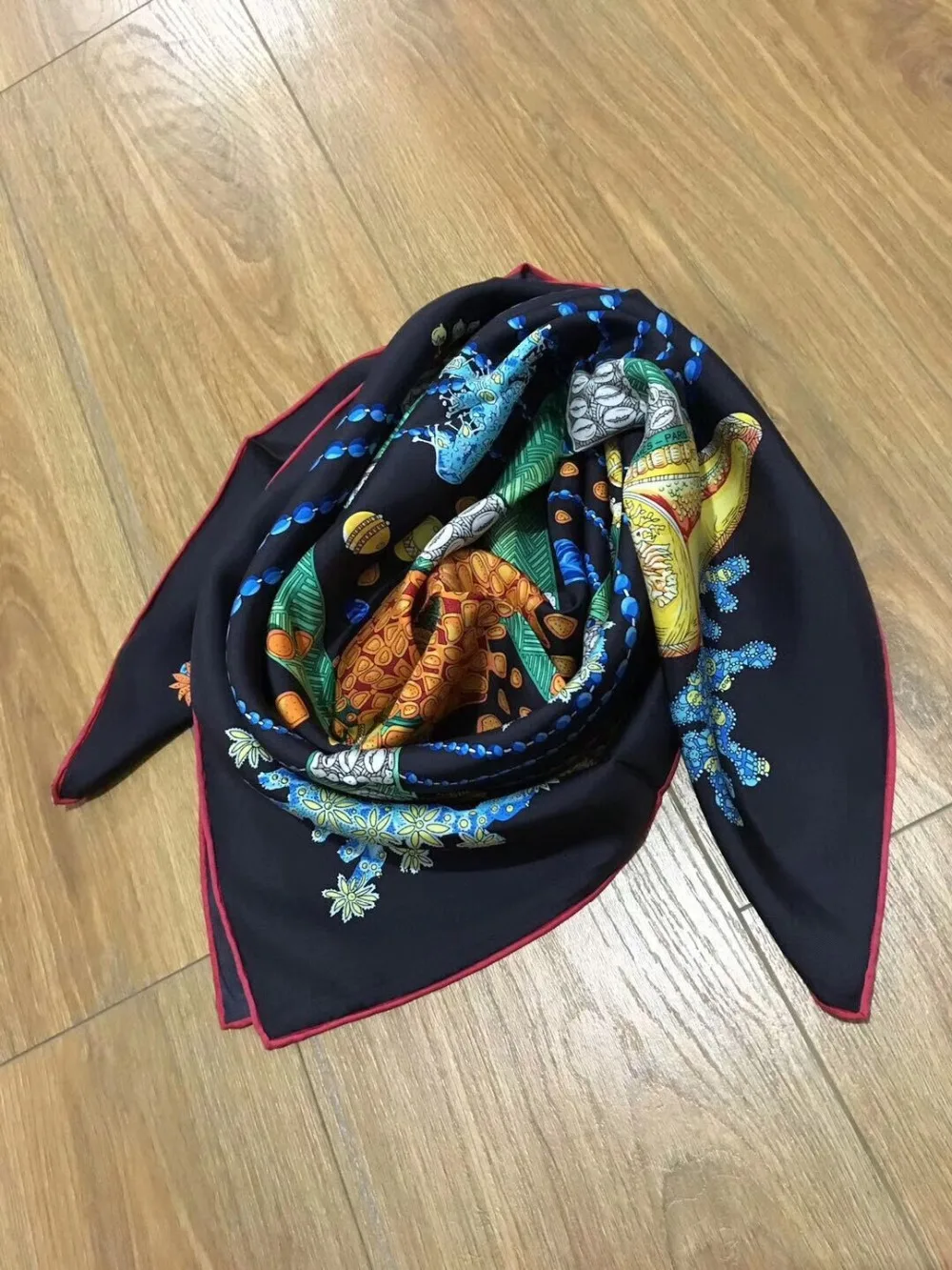 2019 Новое поступление модный элегантный брендовый красочный 100% шелковый шарф 90*90