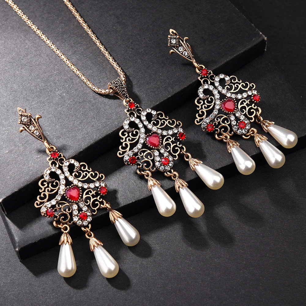 Unique Imitation Pearl Bridal Jewelry Set Womens Necklace Costume