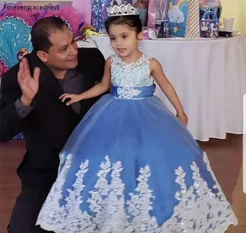 Adorable Ball Gown Flower Girl Dresses Light Sky Blue Lace Appliqued 2019 Princess Sheer Neck With Bow Back Arabic Girl Pageant Gowns  95 (4)