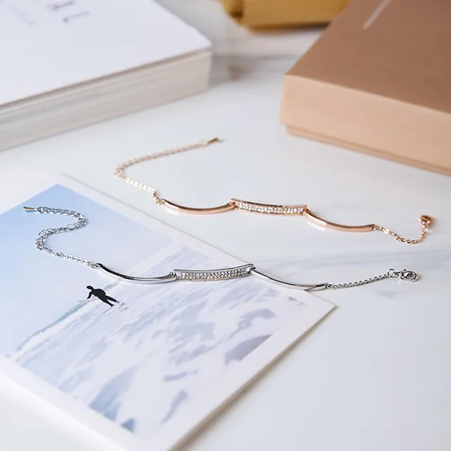 

Rose Gold Bangle Bracelet Euramerican Simple Style Rhinestone Female Sweet Bracelet Wholesale Women Jewelry 2 Color