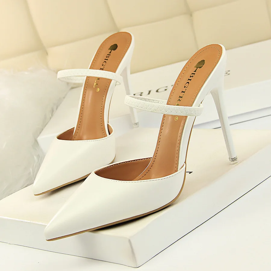 

BIGTREE Women Slippers 2019 New Word Buckle Fashion High Heels Sandals Women's Solid Patent Leather Pointed Toe Wedding Shoes