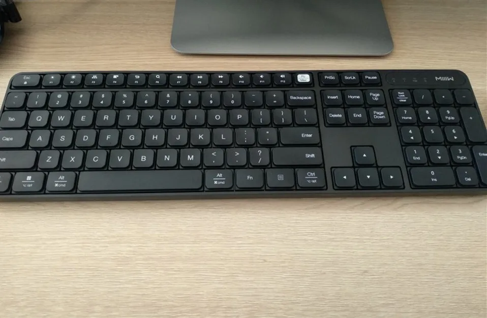 1P.Xiaomi MIIIW Wireless Office Keyboard Mouse Set WindowsMac System One-button switching 104 Keys 2.4GHz IPX4 Waterproof Keyboard