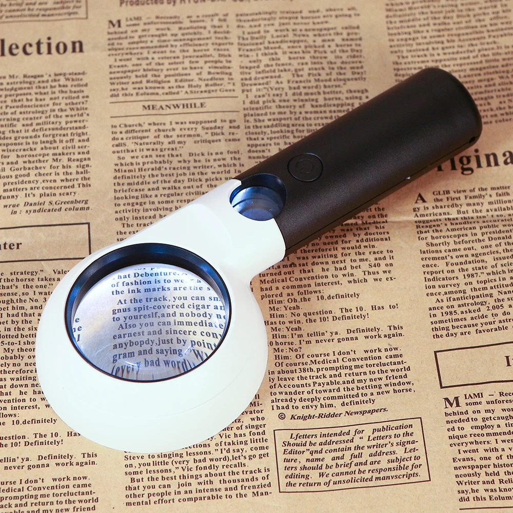 Reading Handheld Portable Illuminated Magnifying Glass Loupe 7X/20X