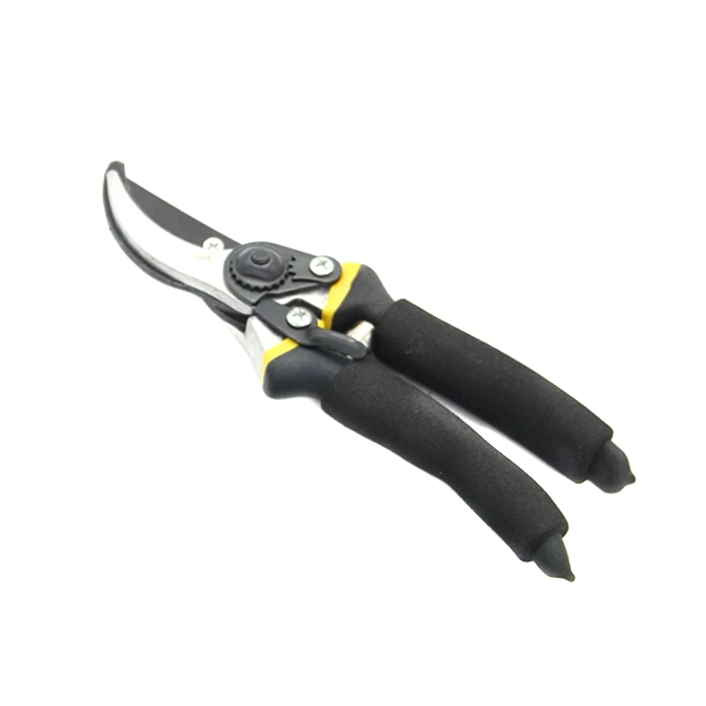 

Pruning Shears Professional Sharp Bypass Hand Pruner Shears with Safety Lock Tree Trimmers Secateurs QJ888