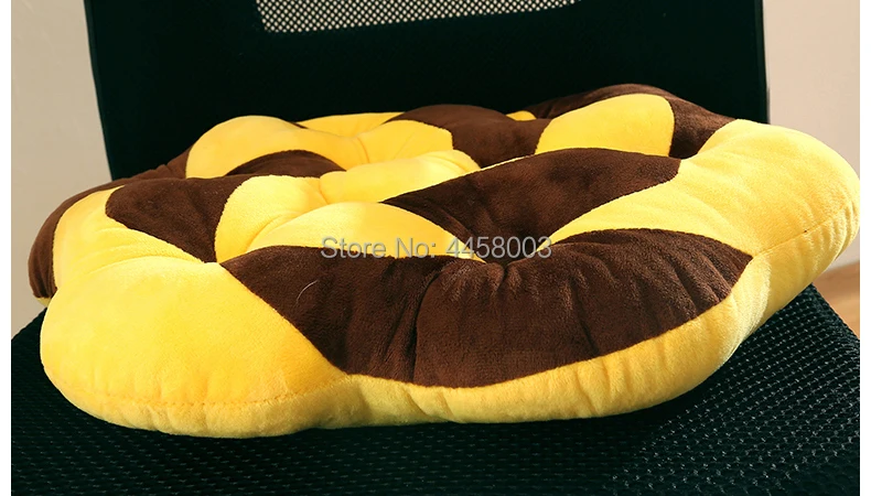 Rose-Cushion-790-02_06